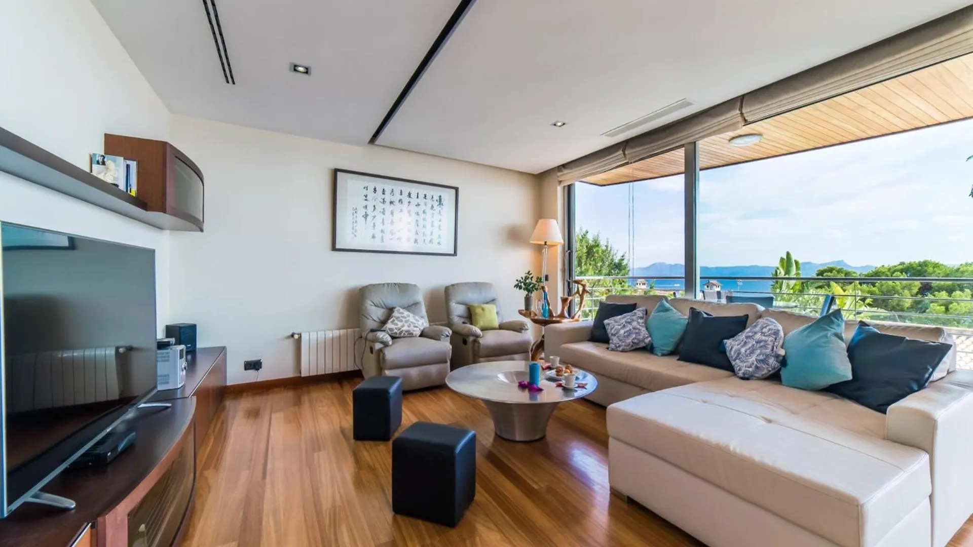 Feriehus Villa In Alcudia With Jacuzzi