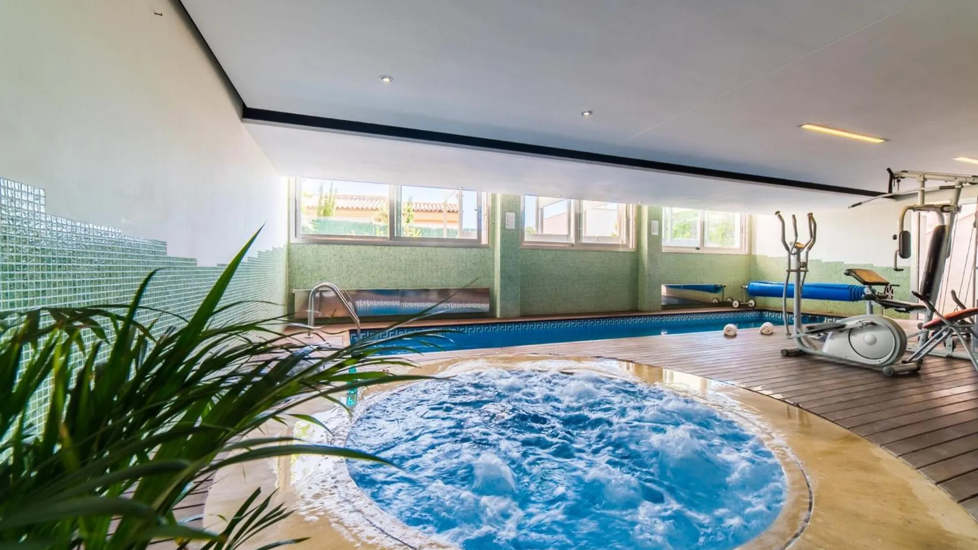 Villa In Alcudia With Jacuzzi Spanien
